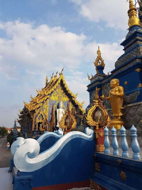 chiang-mai-chiang-rai-templeswhite-red-blue-day-tour