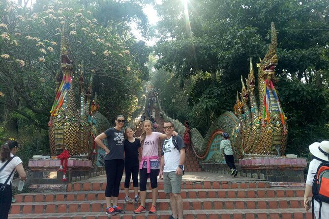 Chiang Mai Private Tour with Tea Plantation, Karen Village, Doi Suthep - Second Stop: Wat Phra That Doi Suthep (1 hour)
