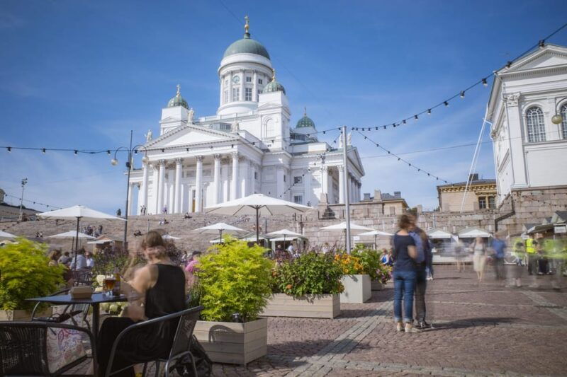 city-tour-with-food-tasting-in-helsinki-2