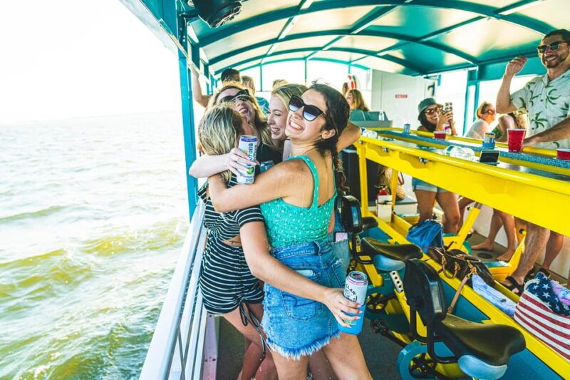 clearwater-island-hop-and-dolphin-watch-boat-tour