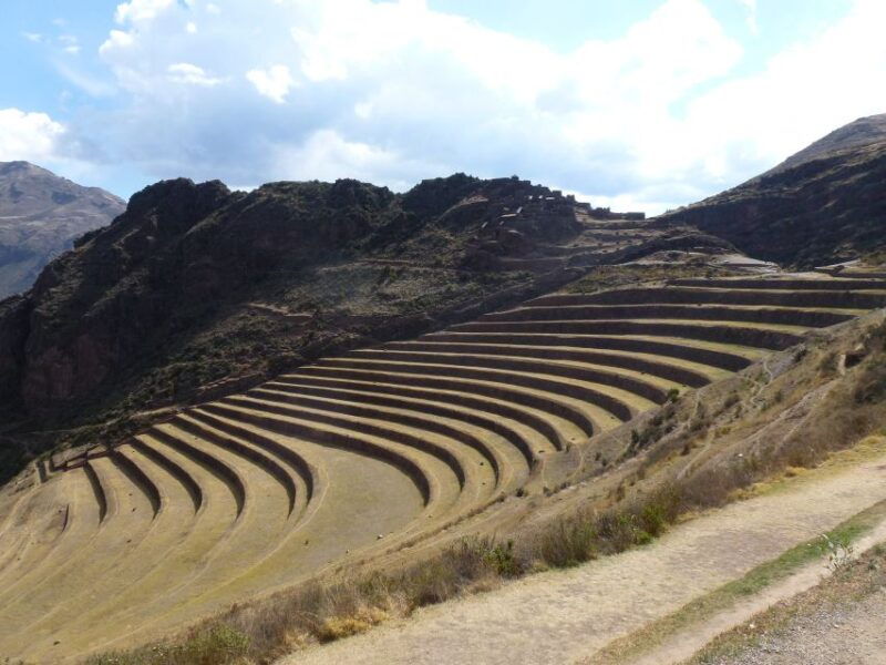 combo-city-tour-visiting-pisac-ruins-market-and-sacsayhuaman