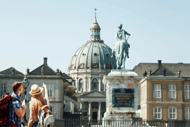 copenhagen-3-hrs-sightseeing-in-luxury-car