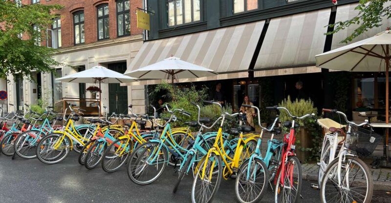 copenhagen-city-highlights-guided-bike-tour