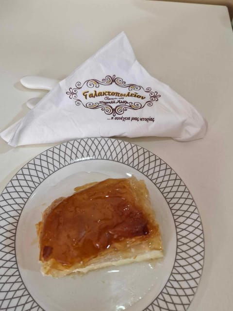 corfu-food-tour-on-a-bicycle-old-townsuburbs-hidden-gems
