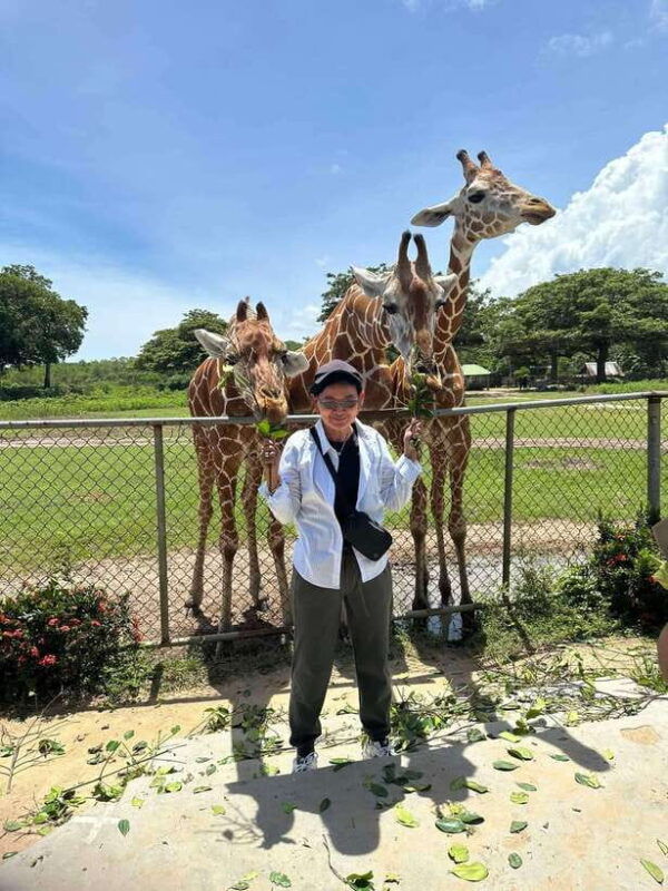 coron-calauit-safari-black-island-lunch-transfer-included