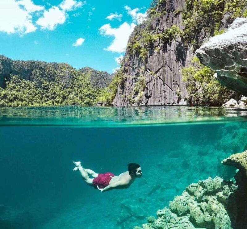 coron-private-tour-b-barracuda-lake-and-smith-beach