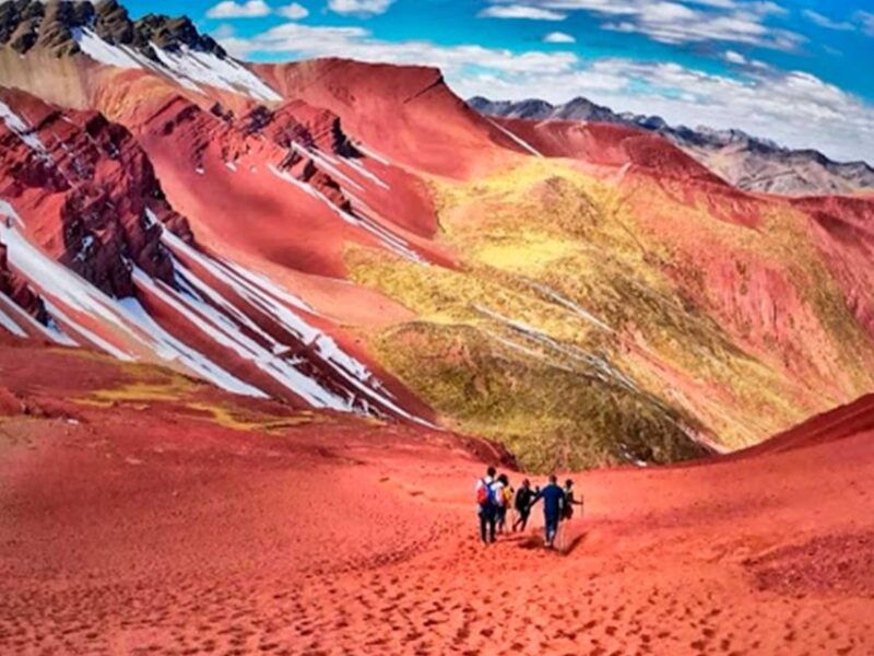 cusco-full-day-palcoyo-mountain-of-colors