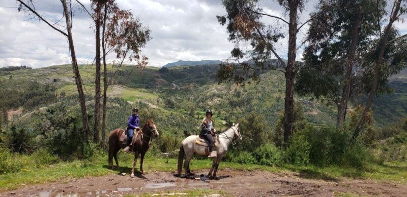 cusco-half-day-horseback-riding-at-devils-balcony