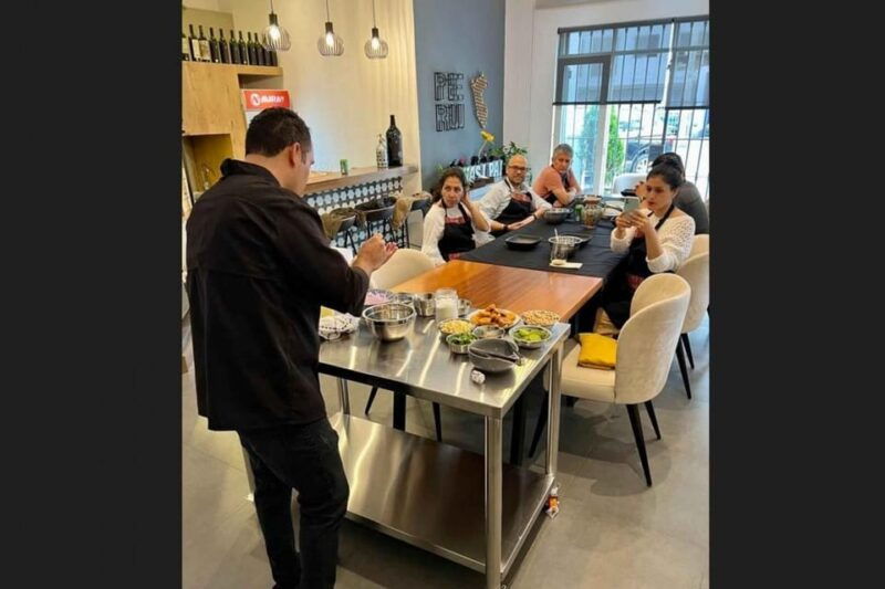 cusco-night-tour-pisco-sour-class-2