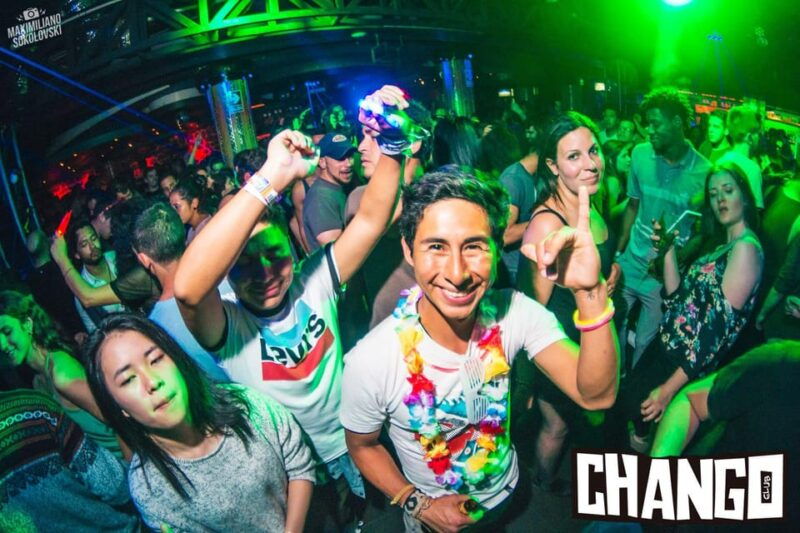cusco-pub-crawl-with-3-bars-and-nightclub-entry