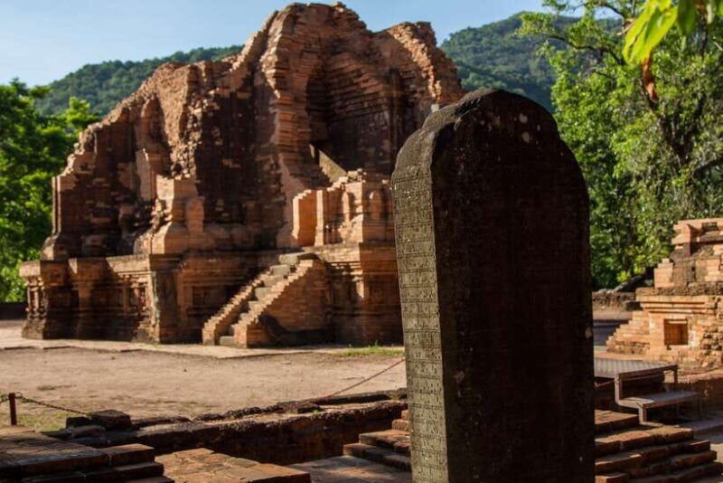 da-nang-half-day-journey-to-my-son-sanctuary