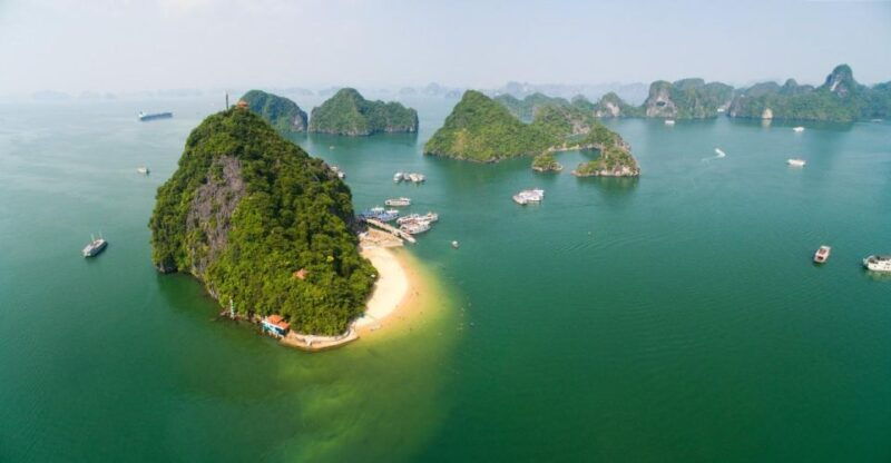 daily-tour-ha-long-bay-full-day-with-luxury-cruise