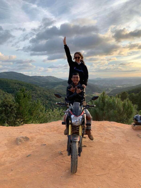 dalat-motorbike-tour-to-pongour-falls-silk-coffee-farm