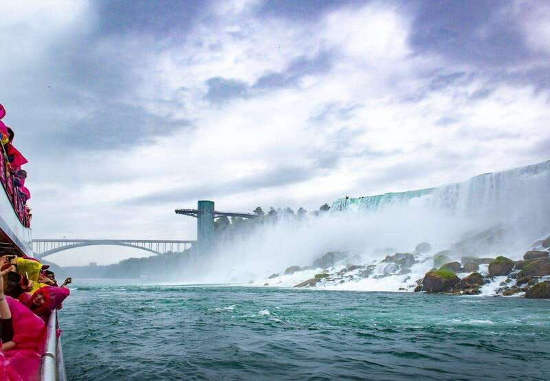 day-trip-to-niagara-from-toronto-with-spanish-speaking-guide