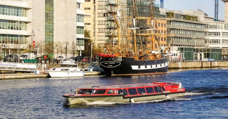 dublin-river-liffey-sightseeing-cruise