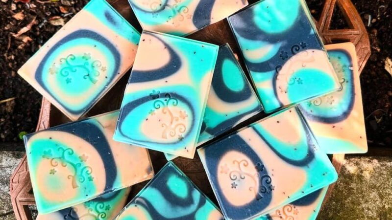dubrovnik-soap-making-workshop-in-a-charming-garden