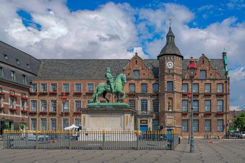 dusseldorf-classic-city-segway-tour