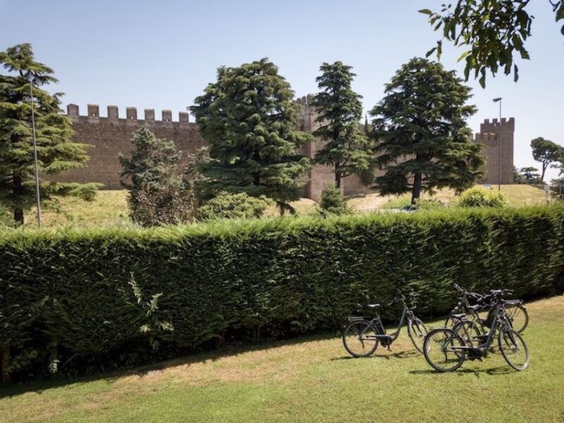 e-bike-adventure-among-villages-and-medieval-castles