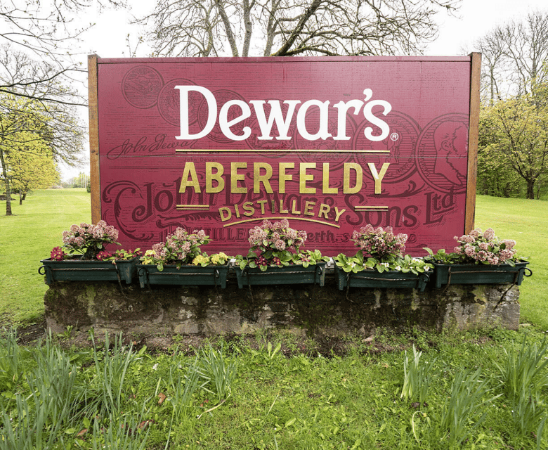 edinburgh-private-luxury-whisky-experience-with-tastings