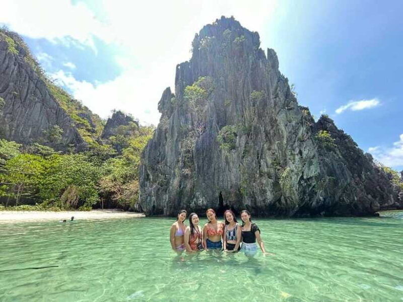 el-nido-shared-island-hopping-tour-c-with-buffet-lunch
