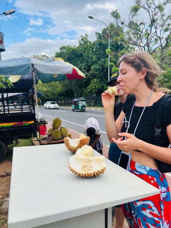 ella-tuk-tuk-tour-with-little-adams-peak-and-waterfalls