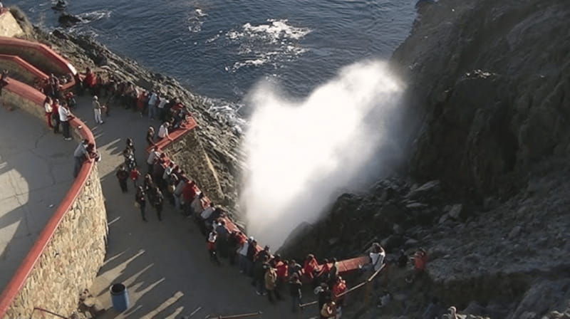 ensenada-private-tour-to-la-bufadora-geyser