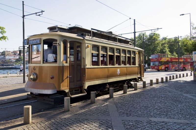essential-porto-walking-tour-2