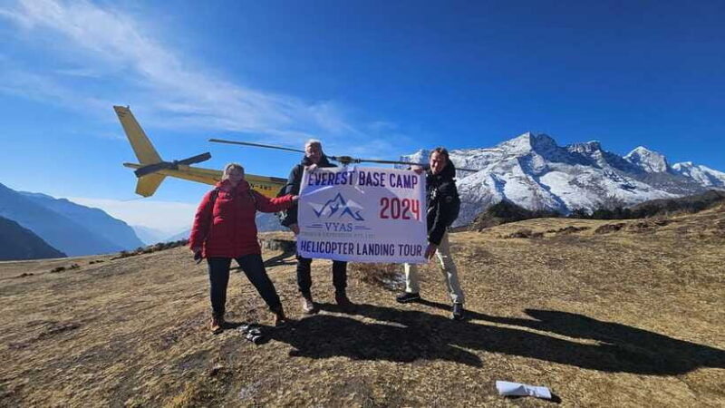everest-base-camp-helicopter-tour-with-landings-from-ktm