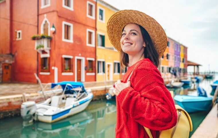exclusive-gondola-ride-with-guided-old-town-tour