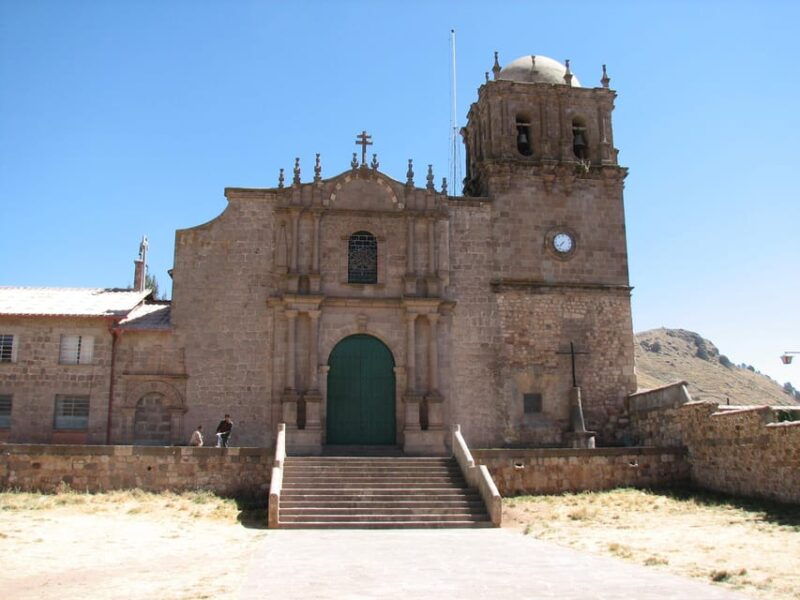 excursion-to-chucuito-aramu-muru-and-juli