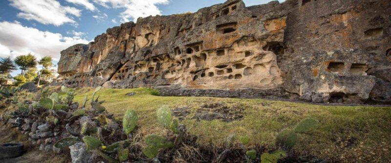 excursion-to-the-ventanillas-de-otuzco-and-tres-molinos-farm