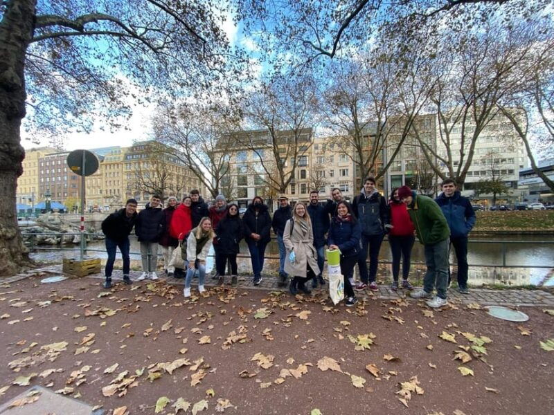explore-dusseldorf-with-passionate-tour-guides