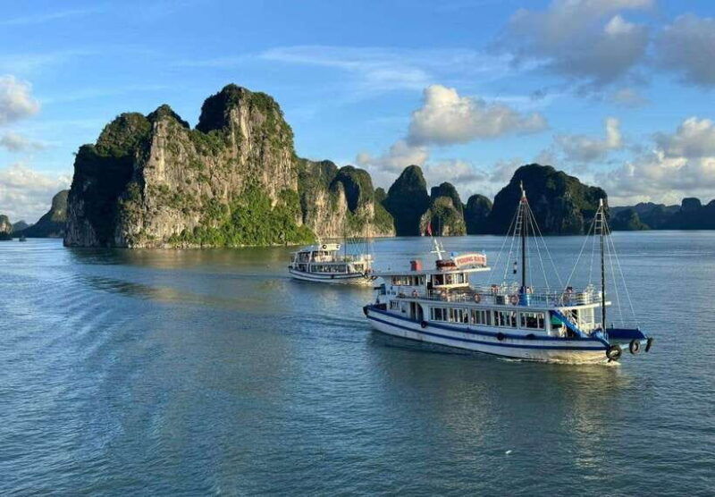explore-halong-bay-cruise-with-lunch-kayak-thien-cung-cave