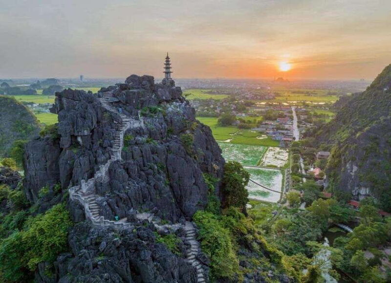 explore-ninh-binh-van-long-hoa-lu-mua-cave