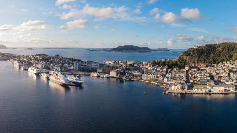eye-fjord-sightseeing-bus-tour-oye-to-alesund-one-way