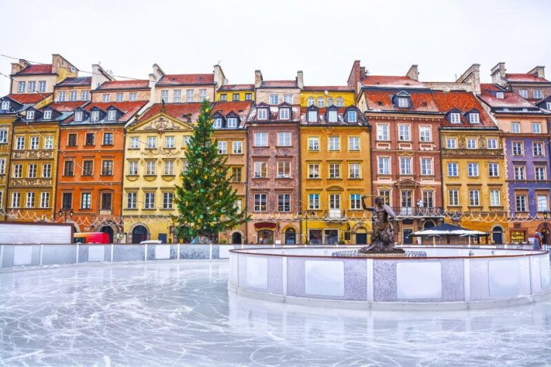 family-tour-of-warsaw-old-town-with-fun-activities-for-kids