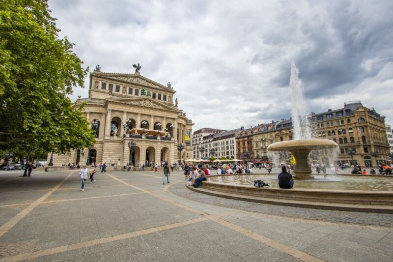 frankfurt-capture-the-most-photogenic-spots-with-a-local
