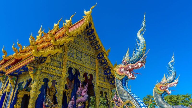 from-chiang-mai-white-temple-blue-temple-black-house