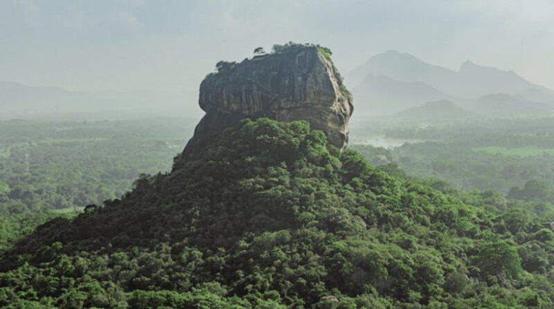from-colombo-sigiriya-and-dambulla-guided-tour-with-safari