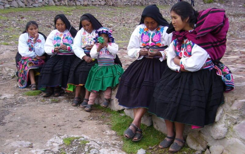 from-cusco-lake-titicaca-uros-and-amantani-by-sleeper-bus