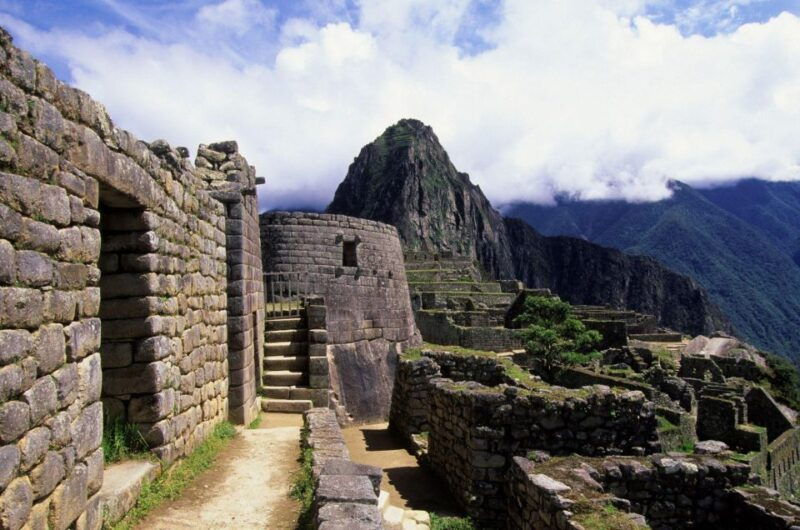from-cusco-tour-to-machu-picchu-with-entrance-feeslunch