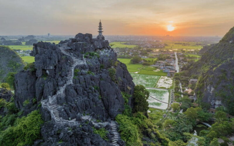 from-ha-noi-bai-dinh-pagoda-trang-an-and-mua-cave-day