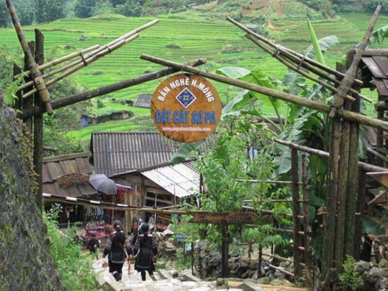 from-hanoi-5-day-trip-sapa-ninh-binh-halong-bay-cruises