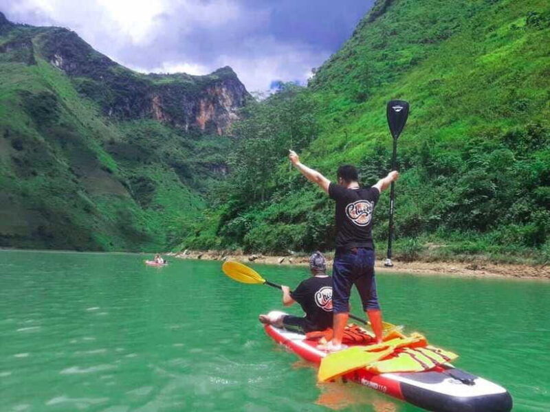from-hanoi-ha-giang-loop-3-day-adventure-with-sleeper-bus