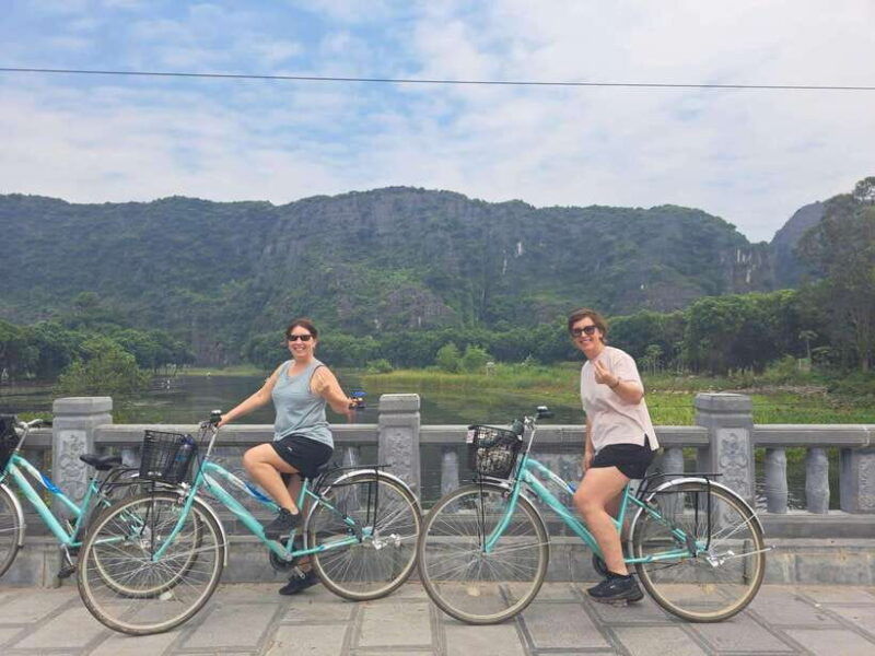 from-hanoi-hoa-lu-trang-an-mua-cave-1-day-trip
