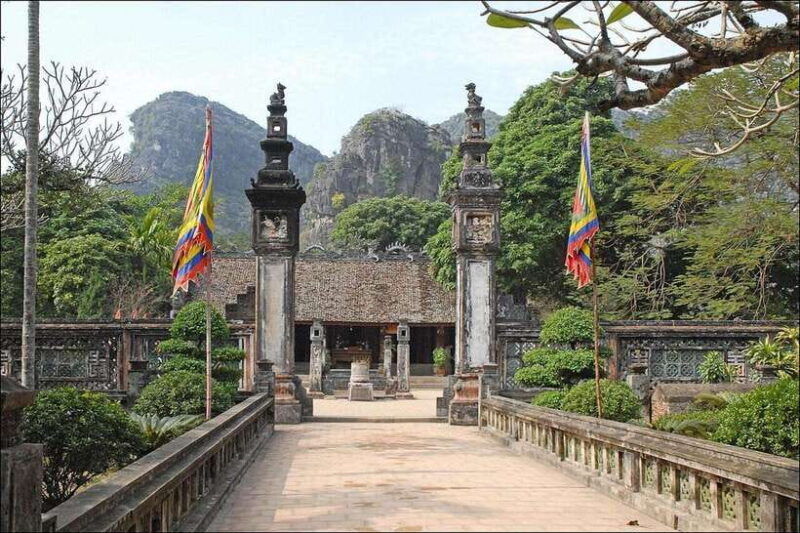 from-hanoi-ninh-binh-day-trip-by-limousine-with-lunch