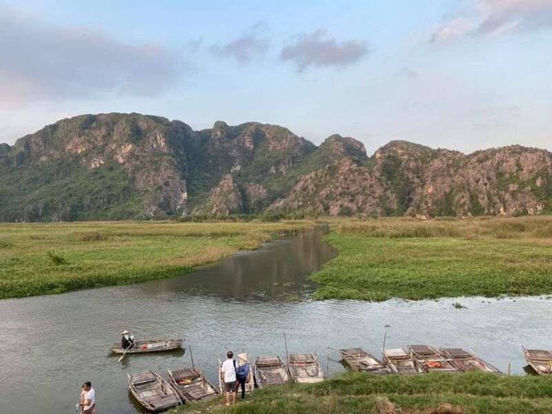 from-hanoi-private-car-to-incense-village-ninh-binh-1-day