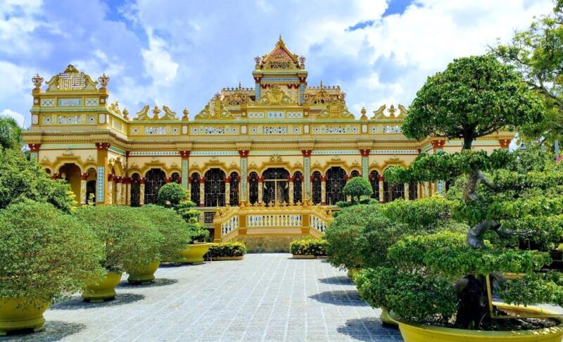 from-ho-chi-minh-mekong-delta-day-tour-with-rowing-boat