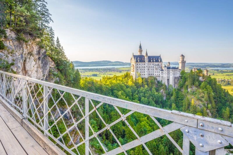 from-hohenschwangau-tour-to-neuschwanstein-castle