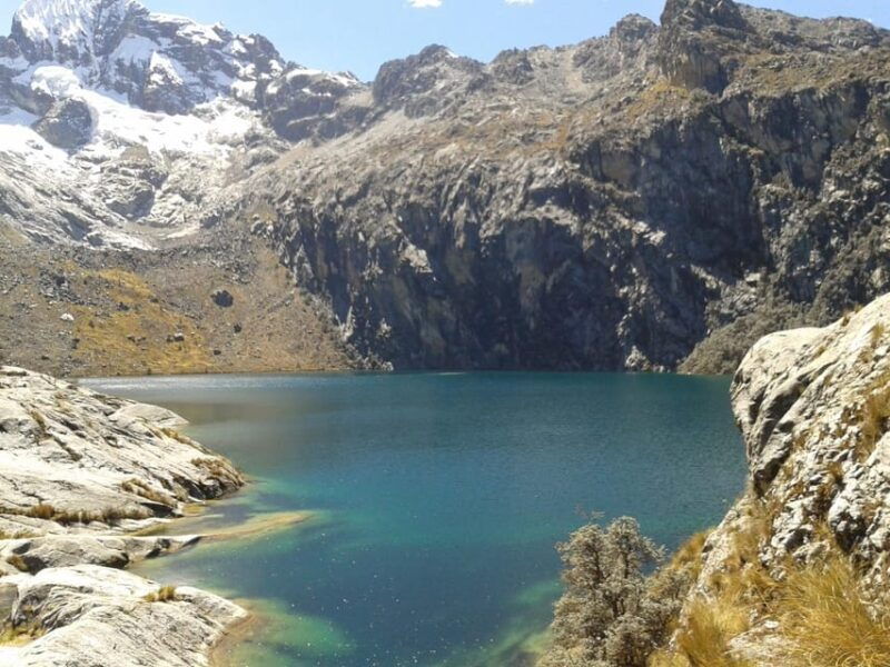 from-huaraz-lake-churup-trek-at-huascaran-national-park